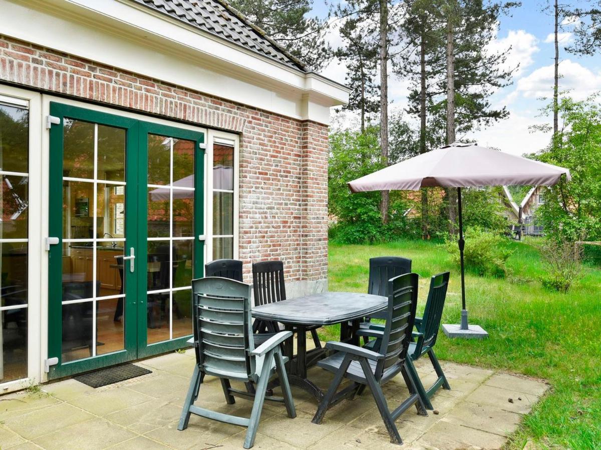 Landal Landgoed De Hellendoornse Berg Hotel Haarle Exterior foto