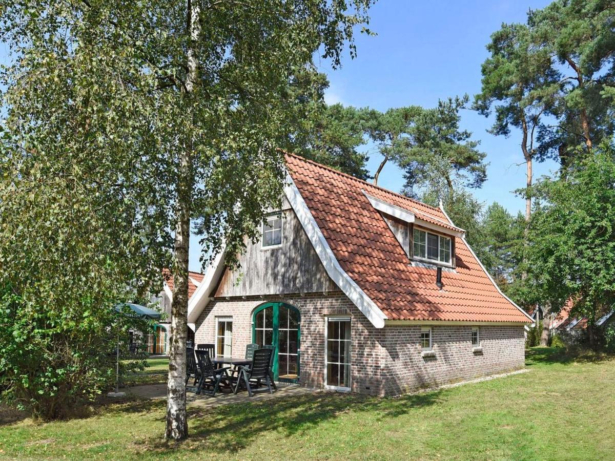 Landal Landgoed De Hellendoornse Berg Hotel Haarle Exterior foto